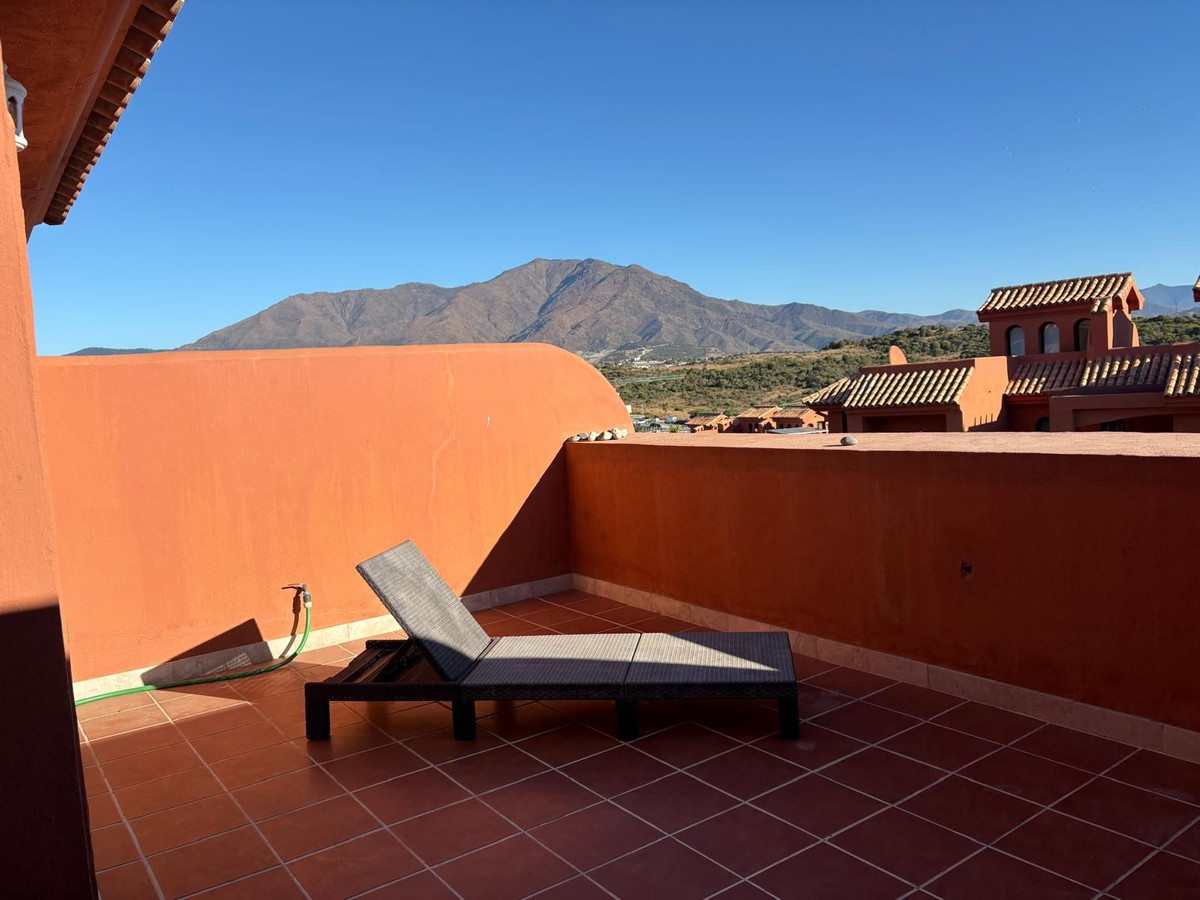 2 Bed Apartment for sale in Estepona Costa Del Sol, Málaga, Spain