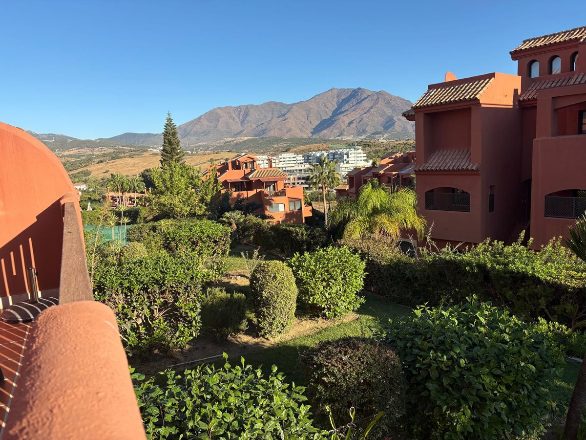 2 Bed Apartment for sale in Estepona Costa Del Sol, Málaga, Spain