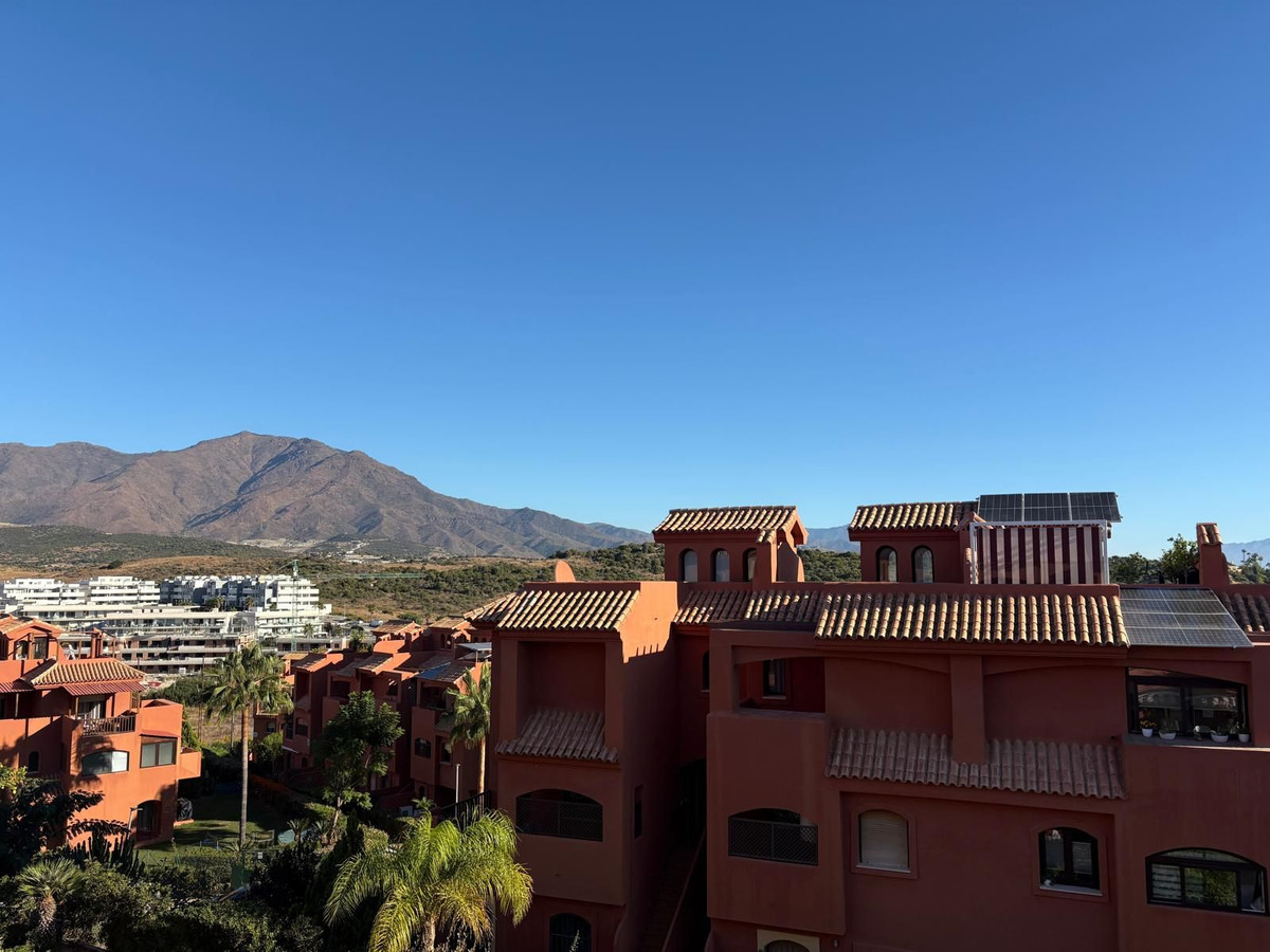 2 Bed Apartment for sale in Estepona Costa Del Sol, Málaga, Spain