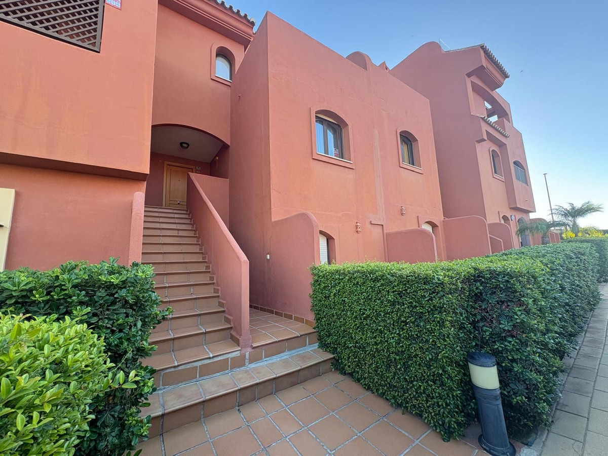 2 Bed Apartment for sale in Estepona Costa Del Sol, Málaga, Spain