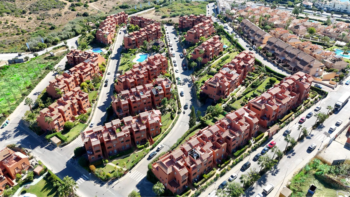 2 Bed Apartment for sale in Estepona Costa Del Sol, Málaga, Spain