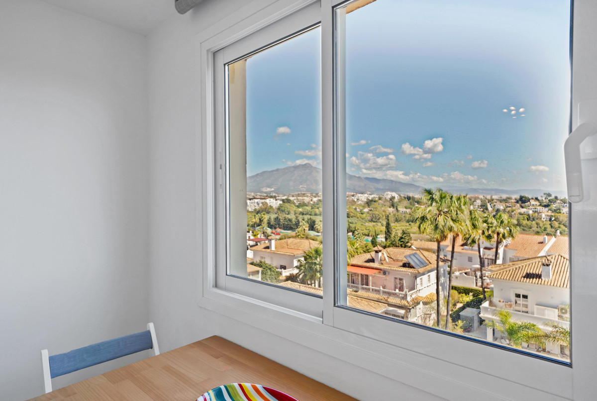 2 Bed Apartment for sale in Estepona Costa Del Sol, Málaga, Spain