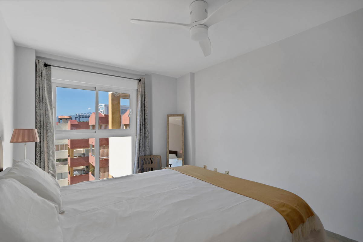 2 Bed Apartment for sale in Estepona Costa Del Sol, Málaga, Spain