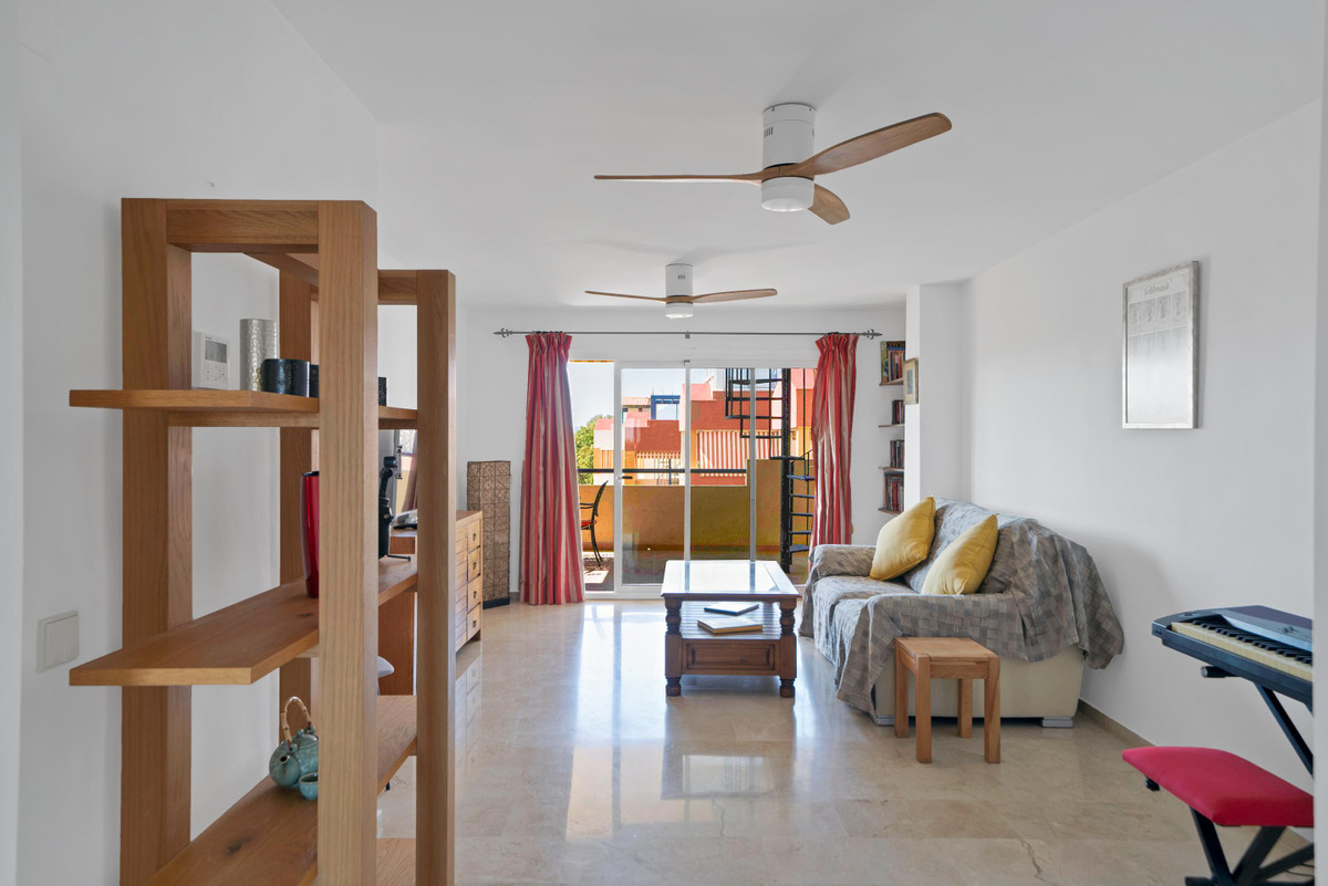 2 Bed Apartment for sale in Estepona Costa Del Sol, Málaga, Spain