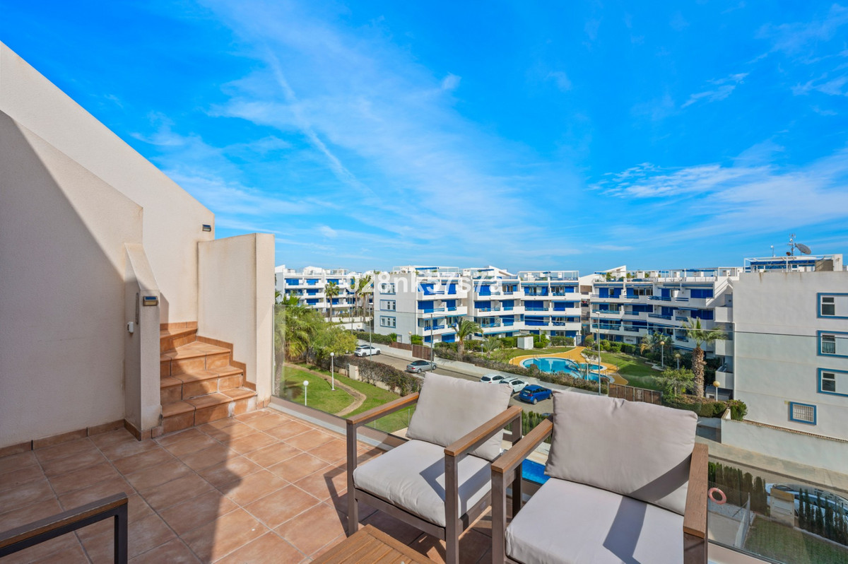 Se vende Ático de 2 dormitorios en Costa Blanca, Alicante, España