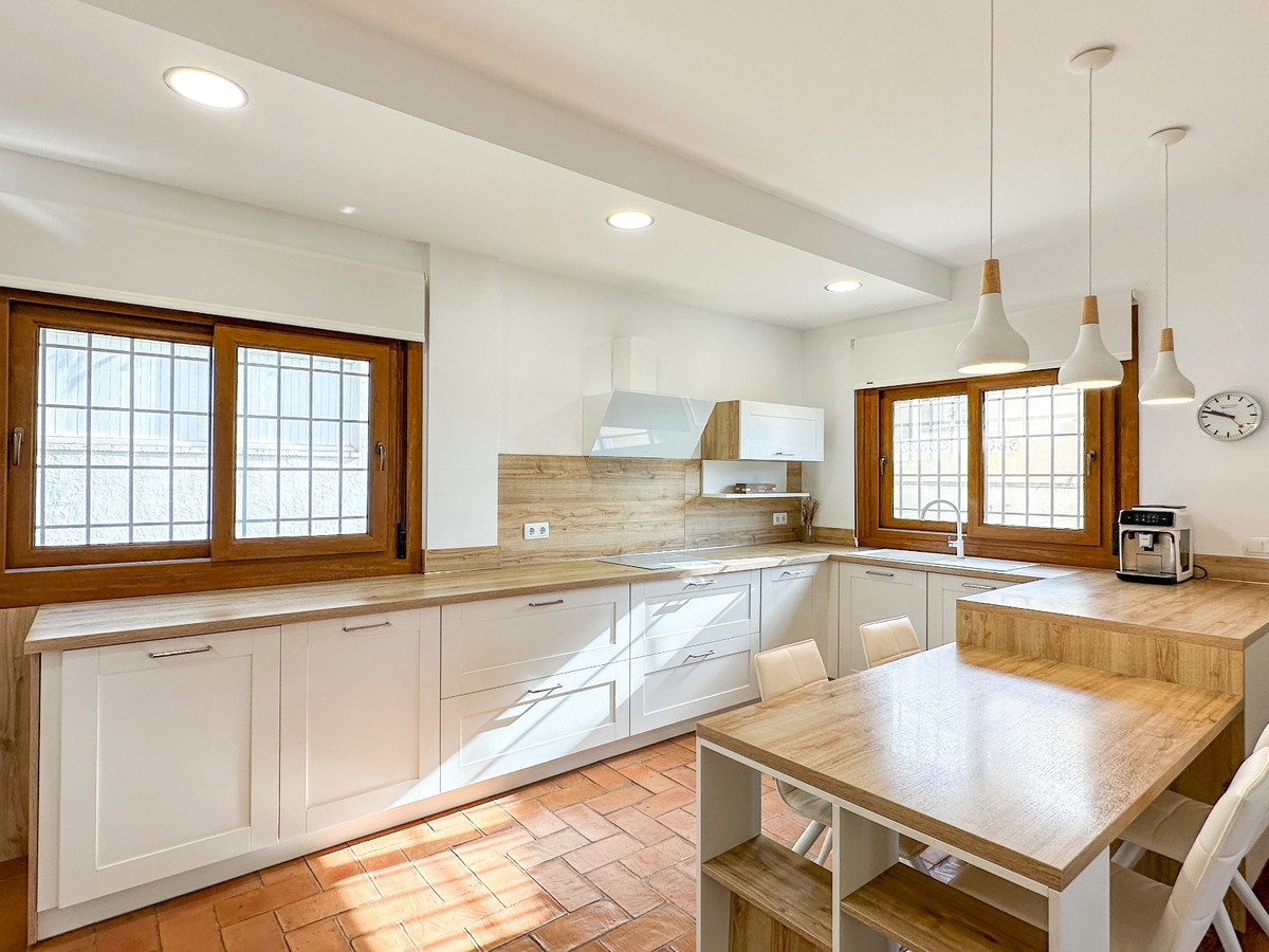 7 Bed Townhouse for sale in Dehesa De Campoamor Costa Blanca, Alicante, Spain