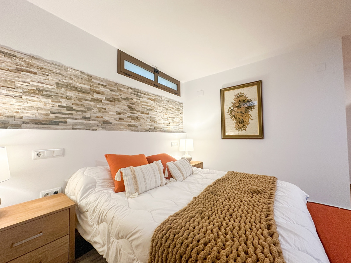 7 Bed Townhouse for sale in Dehesa De Campoamor Costa Blanca, Alicante, Spain