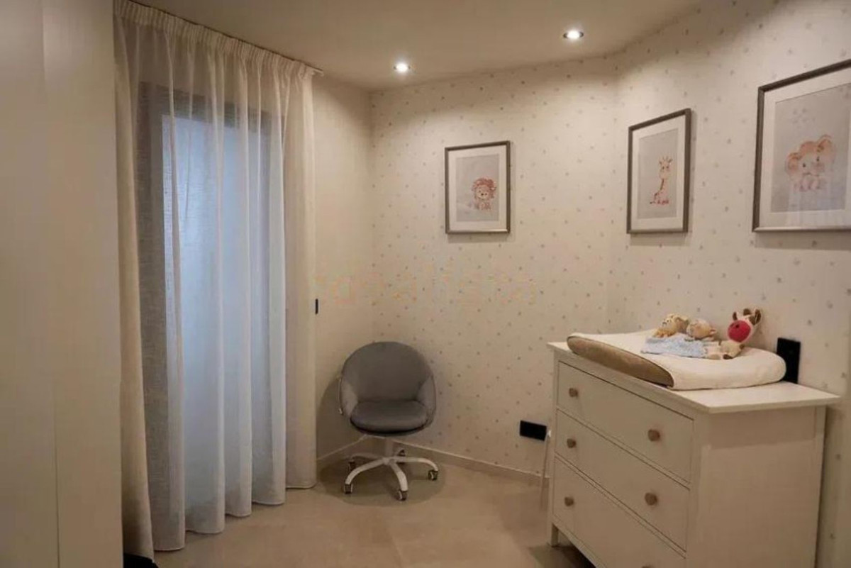Se vende Apartamento Planta Baja de 3 dormitorios en Costa Del Sol, Málaga, España