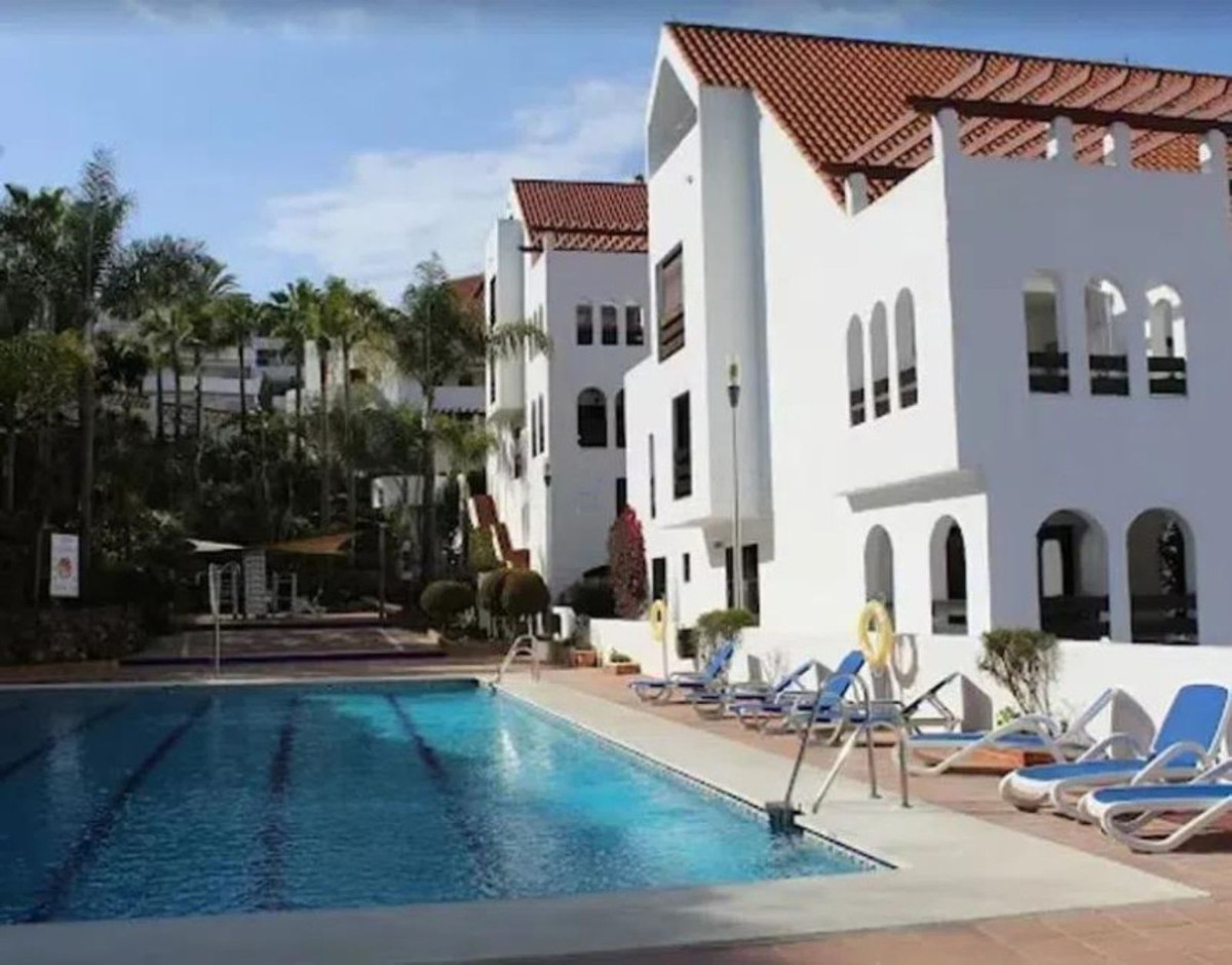 Se vende Apartamento Planta Baja de 3 dormitorios en Costa Del Sol, Málaga, España