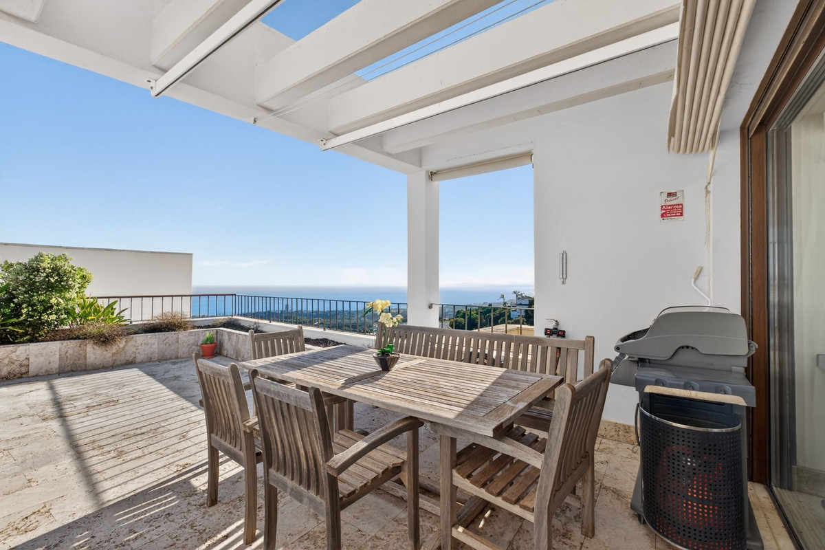 3 Bed Apartment for sale in Altos De Los Monteros Costa Del Sol, Málaga, Spain