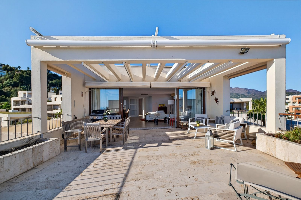 3 Bed Apartment for sale in Altos De Los Monteros Costa Del Sol, Málaga, Spain