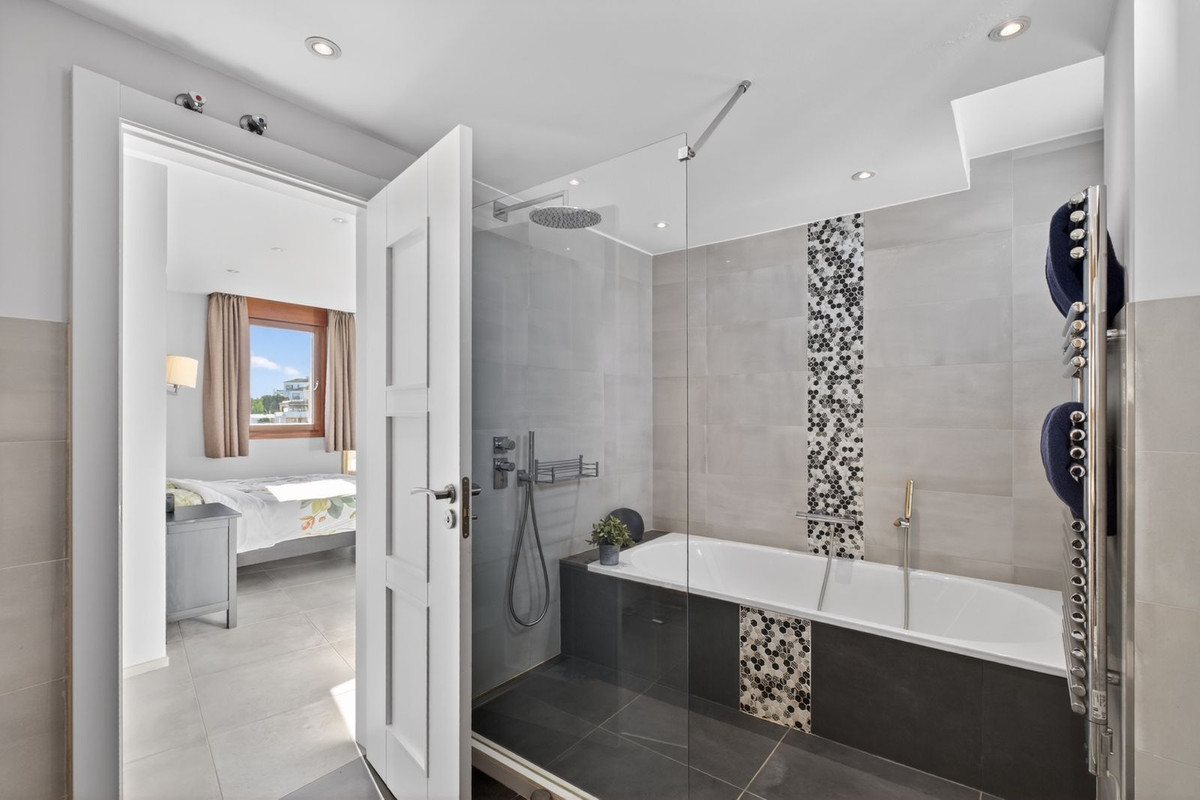 3 Bed Apartment for sale in Altos De Los Monteros Costa Del Sol, Málaga, Spain