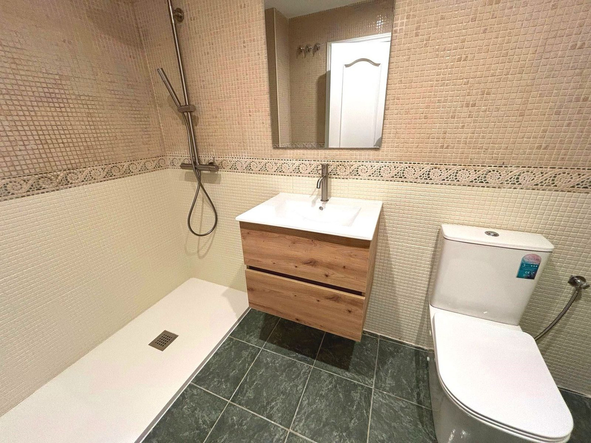 2 Bed Apartment for sale in Málaga Costa Del Sol, Málaga, Spain