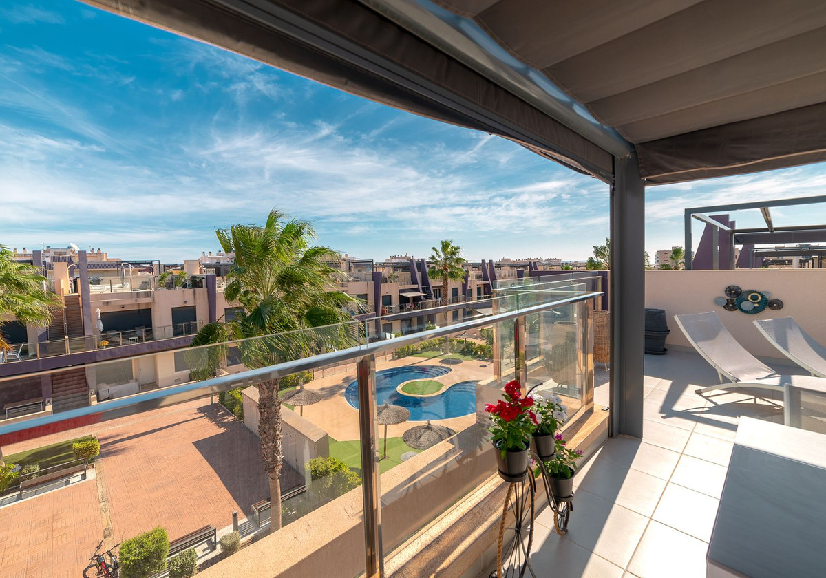 Se vende Ático de 2 dormitorios en Costa Blanca, Alicante, España