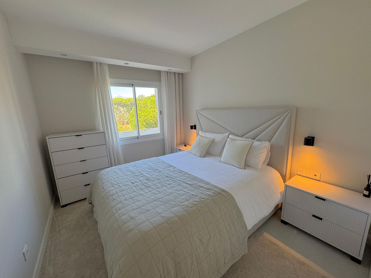 3 Bed Apartment for sale in Estepona Costa Del Sol, Málaga, Spain