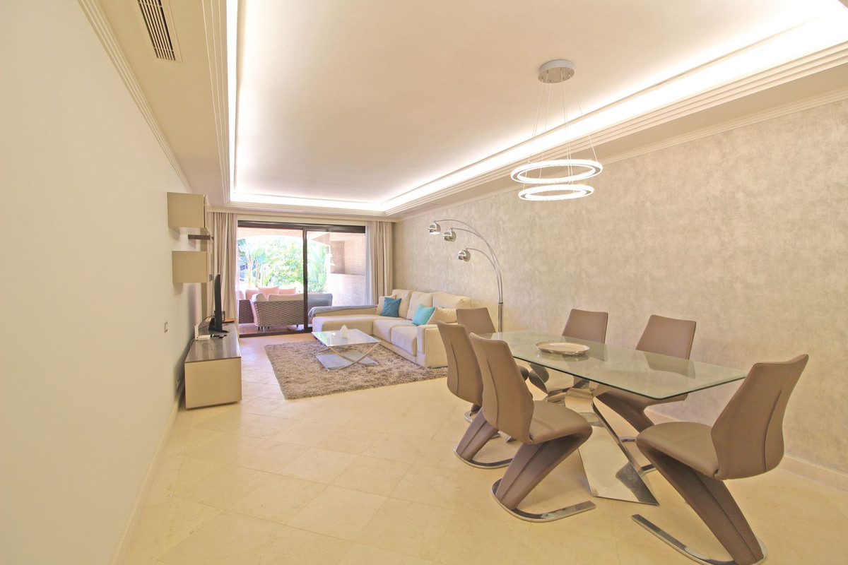 2 Bed Apartment for sale in Guadalmina Baja Costa Del Sol, Málaga, Spain
