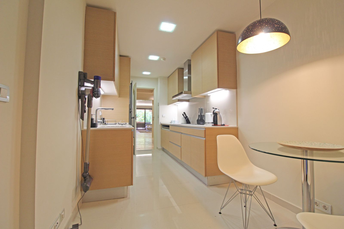 2 Bed Apartment for sale in Guadalmina Baja Costa Del Sol, Málaga, Spain