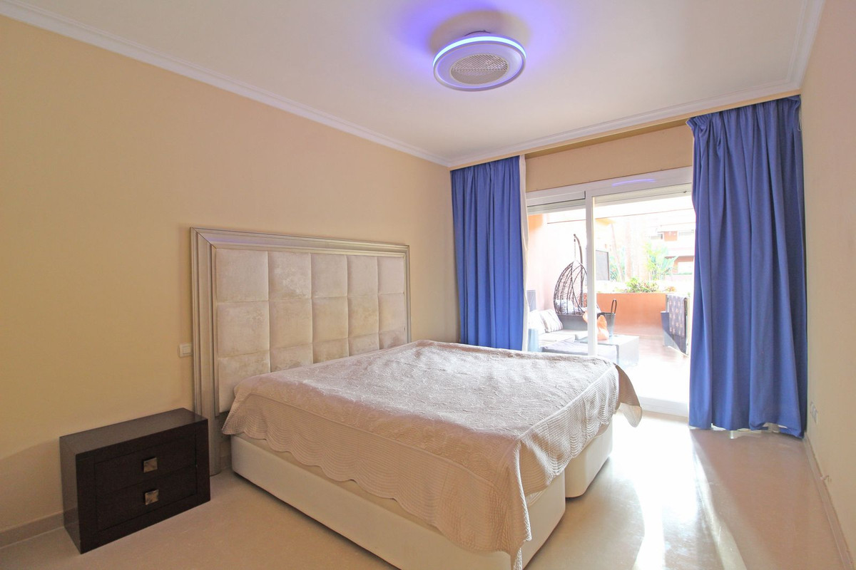 2 Bed Apartment for sale in Puerto Banús Costa Del Sol, Málaga, Spain
