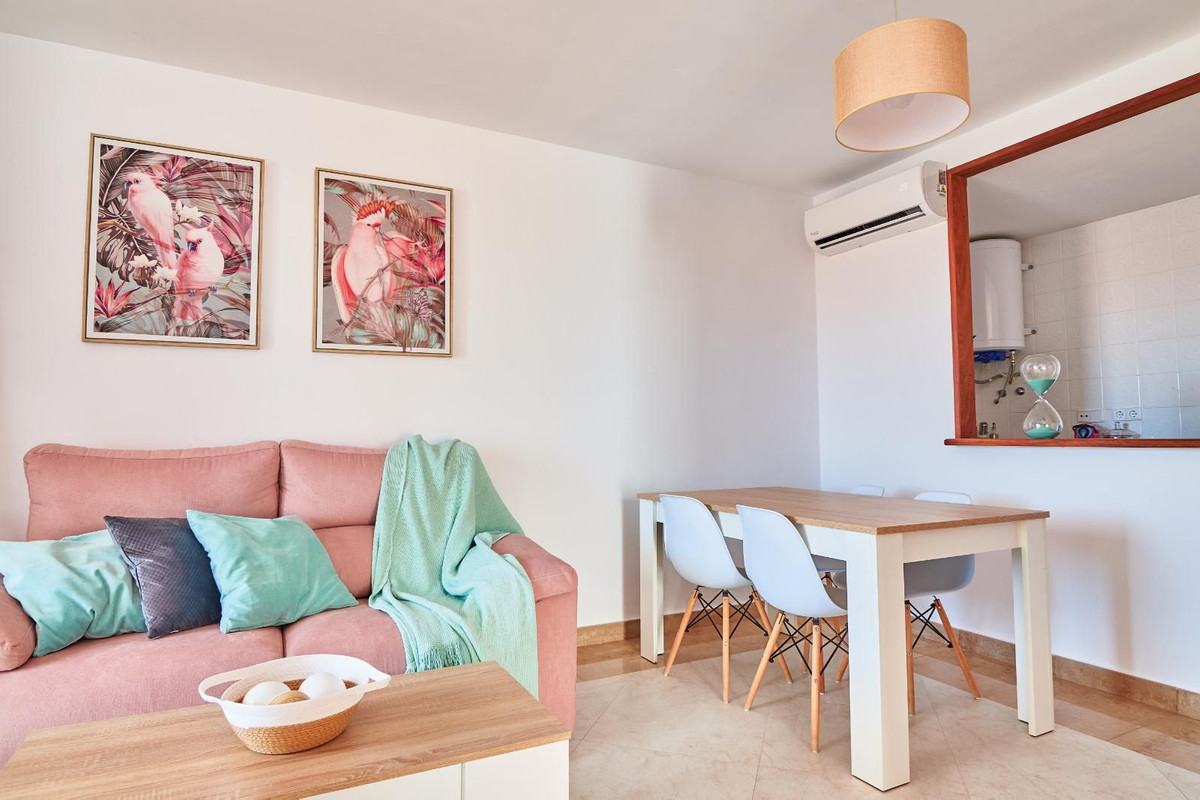 Se vende Apartamento Planta Baja de 2 dormitorios en Costa Del Sol, Málaga, España
