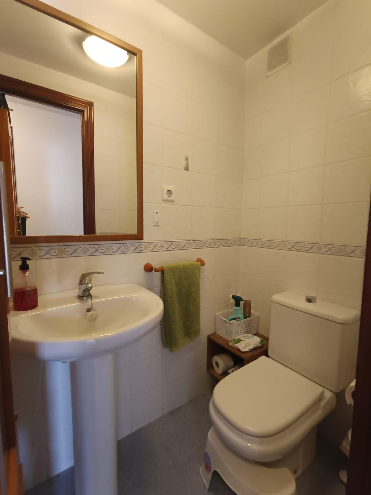 4 Bed Apartment for sale in Fuengirola Costa Del Sol, Málaga, Spain