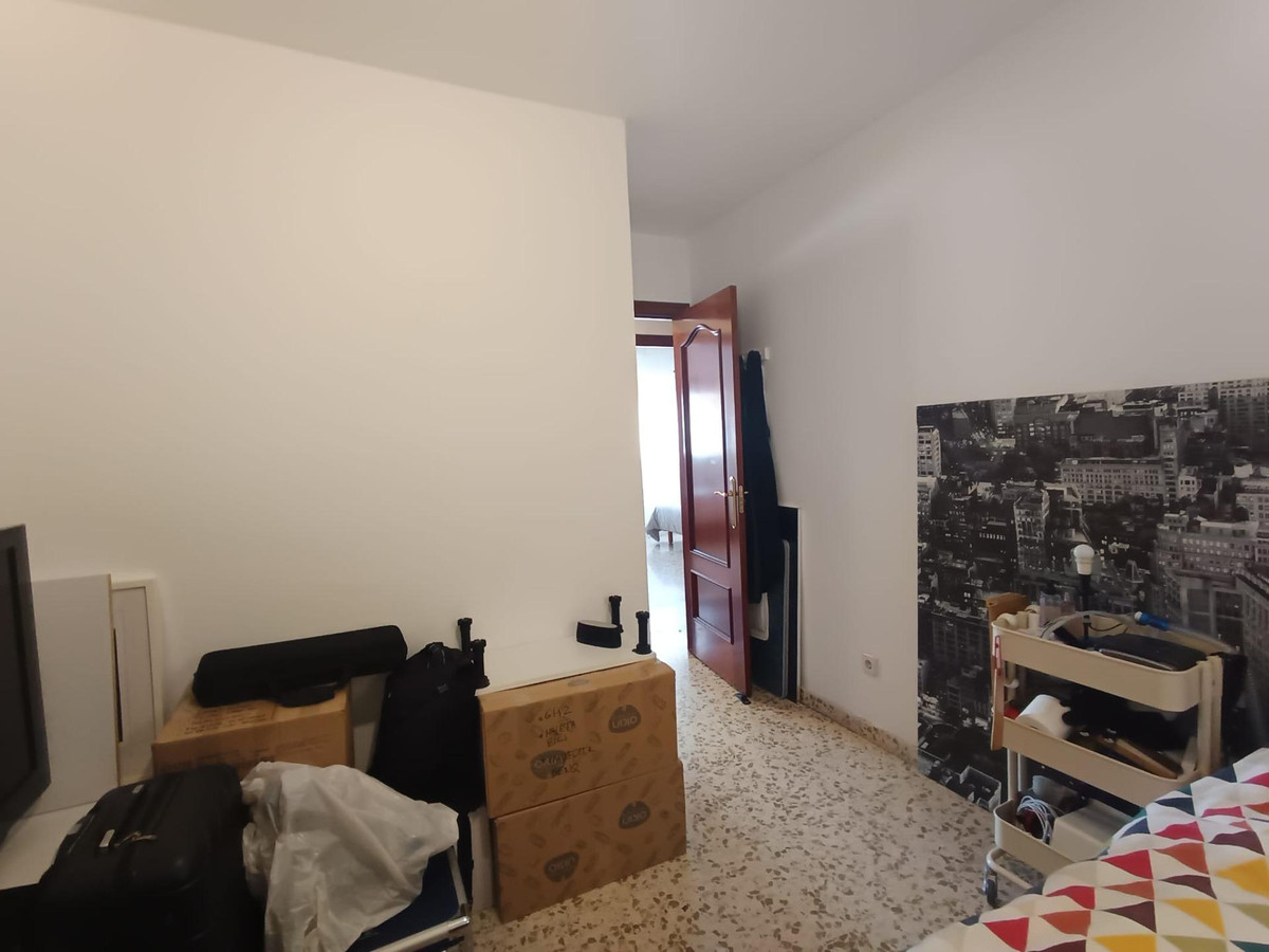 4 Bed Apartment for sale in Fuengirola Costa Del Sol, Málaga, Spain