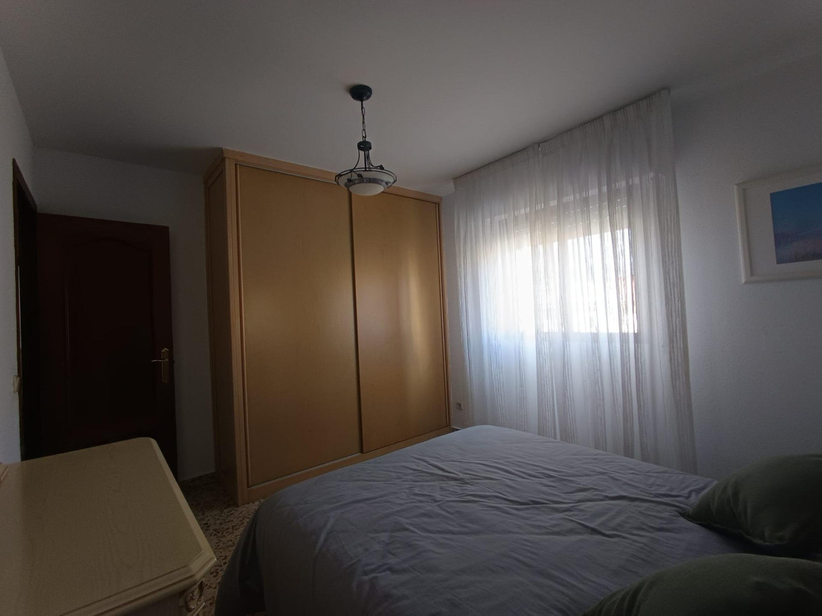 4 Bed Apartment for sale in Fuengirola Costa Del Sol, Málaga, Spain
