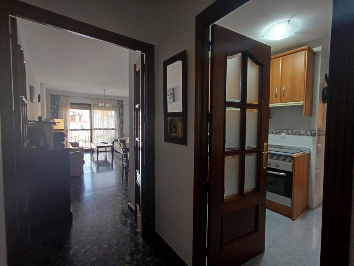 4 Bed Apartment for sale in Fuengirola Costa Del Sol, Málaga, Spain