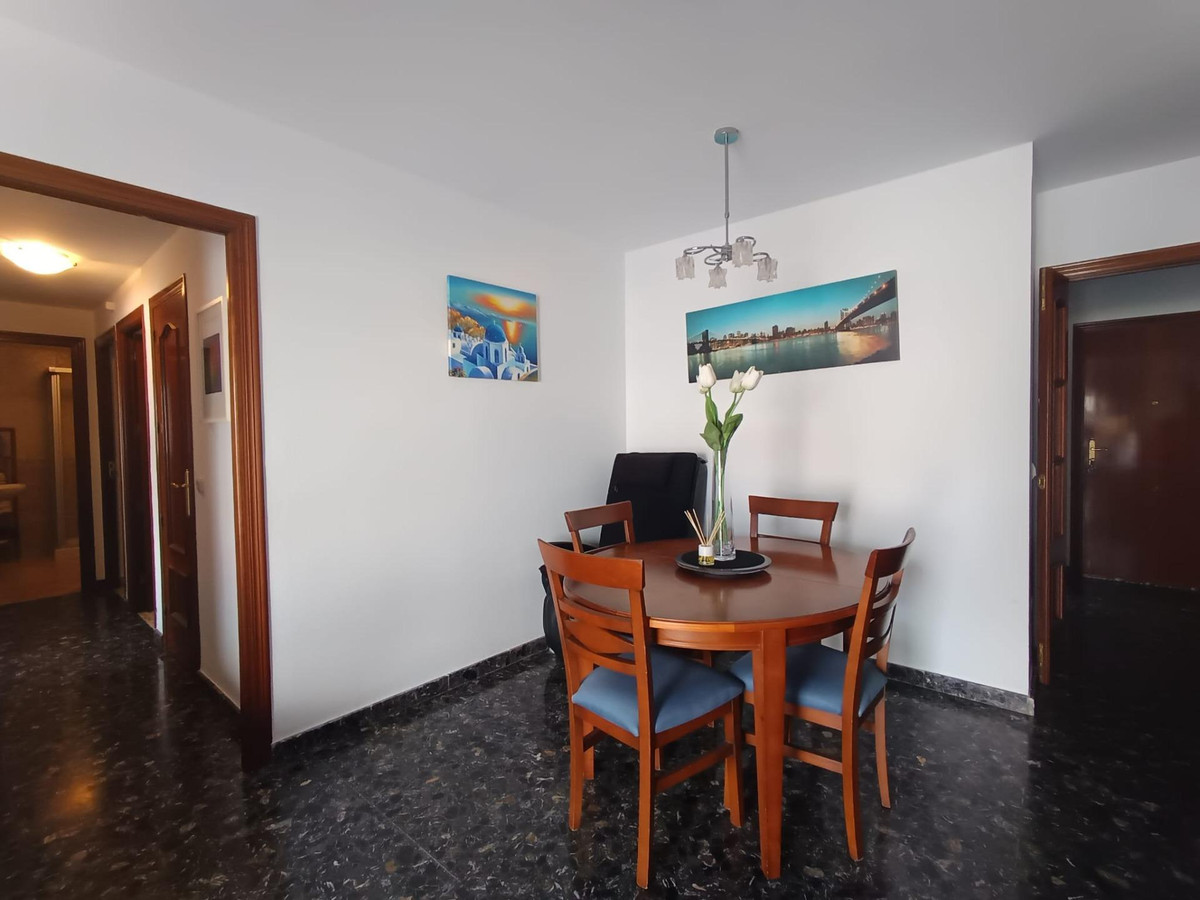 4 Bed Apartment for sale in Fuengirola Costa Del Sol, Málaga, Spain