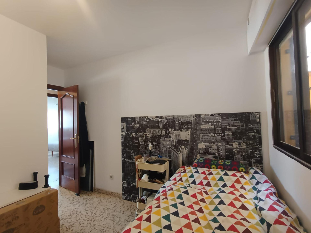 4 Bed Apartment for sale in Fuengirola Costa Del Sol, Málaga, Spain