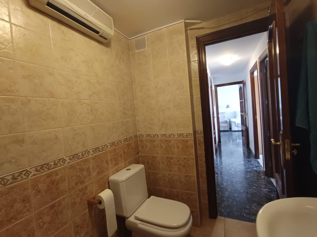 4 Bed Apartment for sale in Fuengirola Costa Del Sol, Málaga, Spain