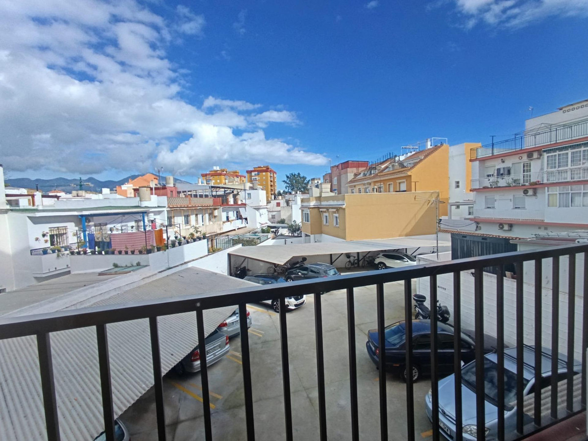 4 Bed Apartment for sale in Fuengirola Costa Del Sol, Málaga, Spain