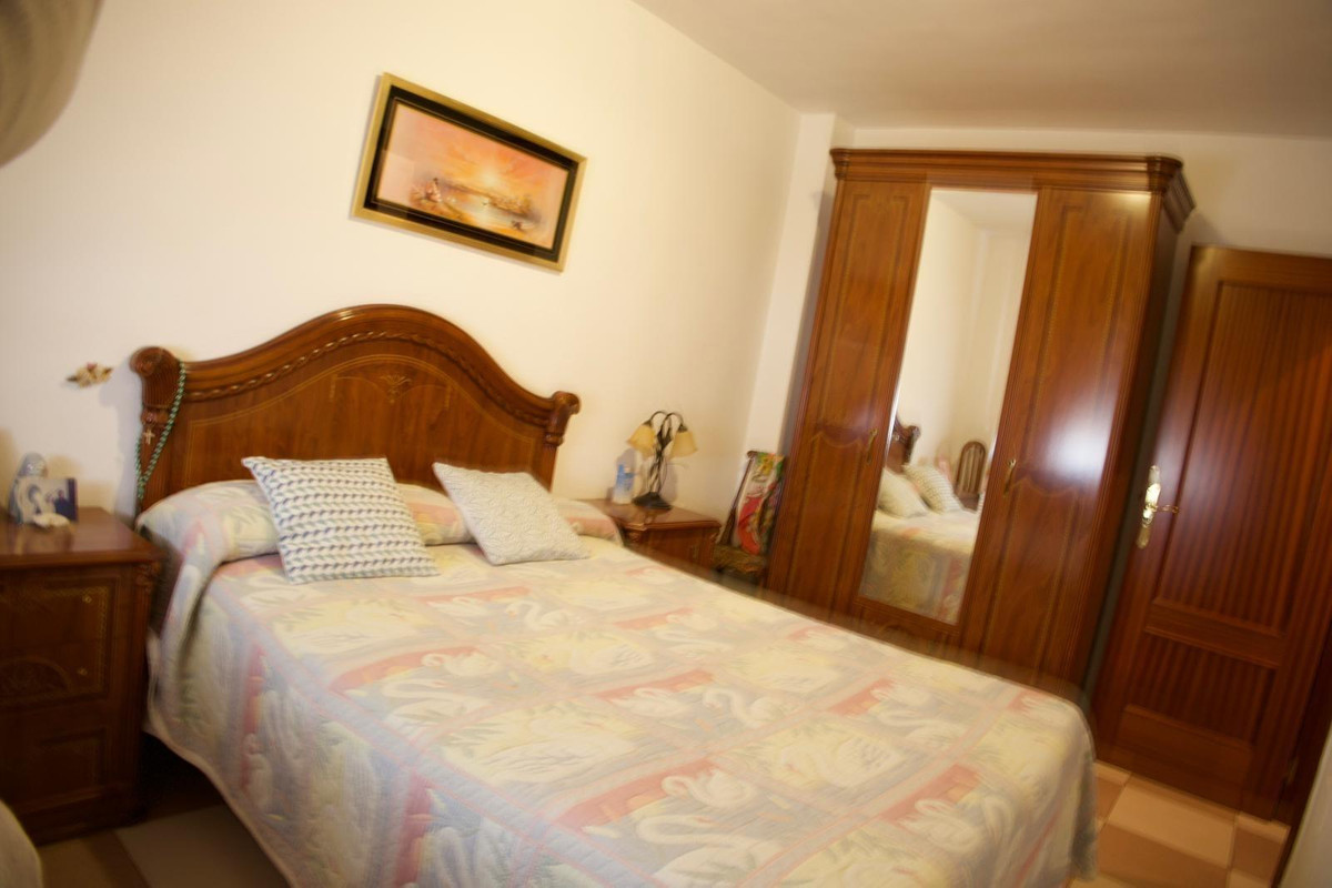 Se vende Apartamento Planta Media de 2 dormitorios en Costa Del Sol, Málaga, España