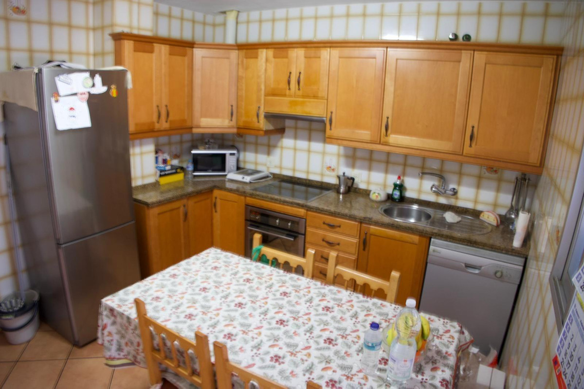 Se vende Apartamento Planta Media de 2 dormitorios en Costa Del Sol, Málaga, España