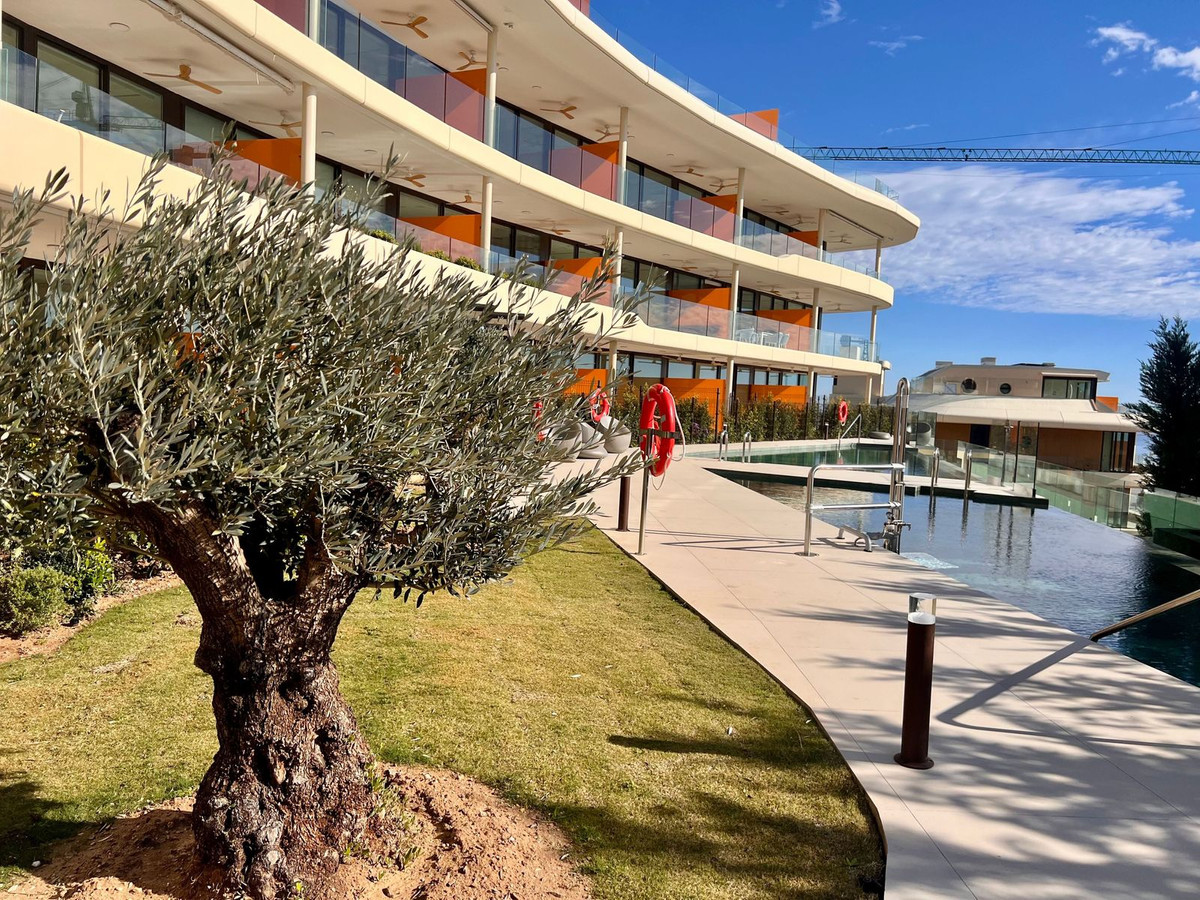 Se vende Apartamento Planta Media de 3 dormitorios en Costa Del Sol, Málaga, España