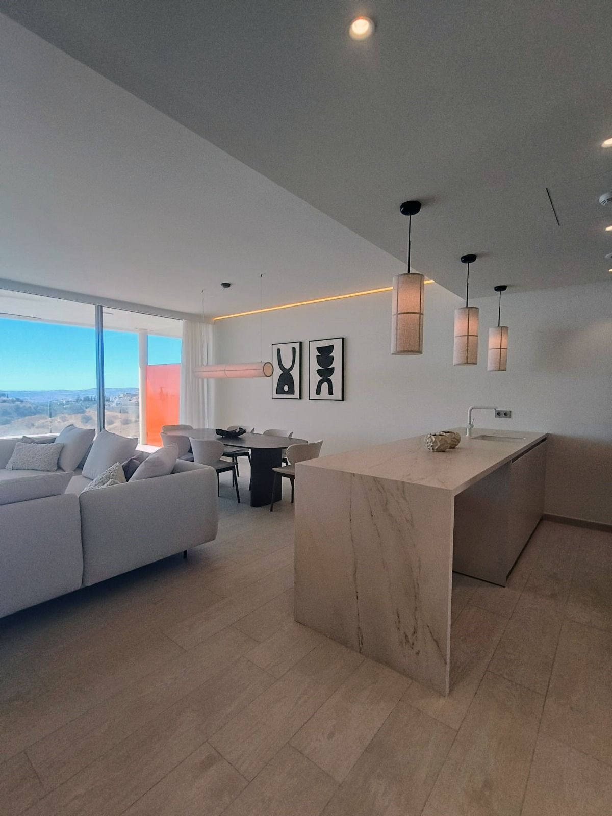 Se vende Apartamento Planta Media de 3 dormitorios en Costa Del Sol, Málaga, España