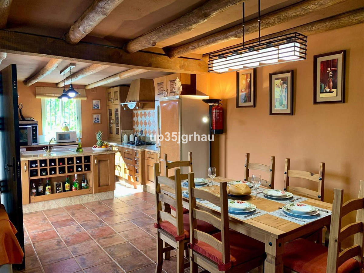 Se vende Villa - Chalet de 2 dormitorios en Costa Del Sol, Málaga, España