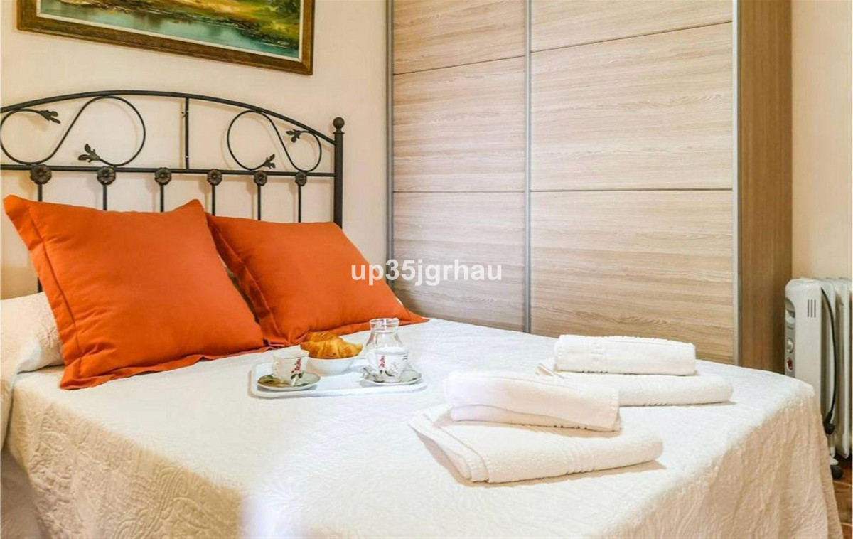 Se vende Villa - Chalet de 2 dormitorios en Costa Del Sol, Málaga, España