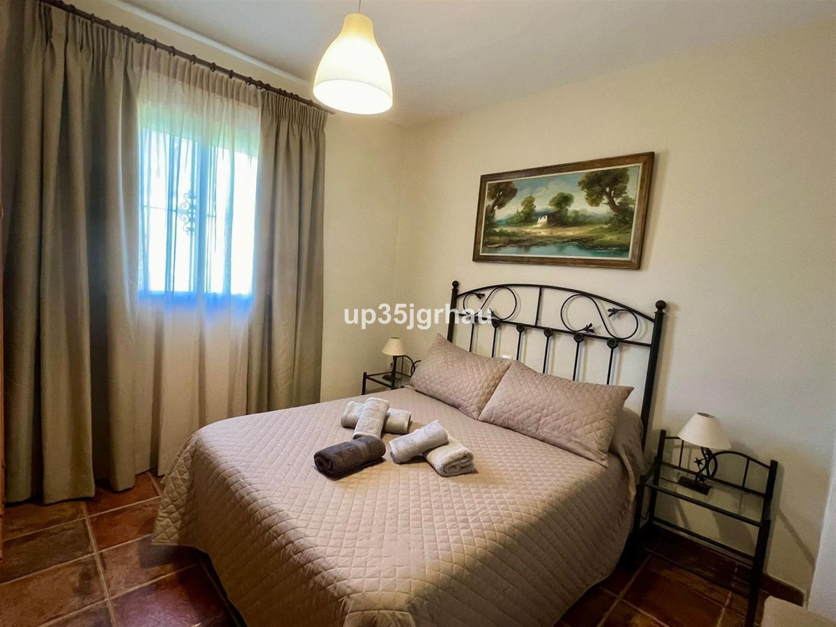 Se vende Villa - Chalet de 2 dormitorios en Costa Del Sol, Málaga, España