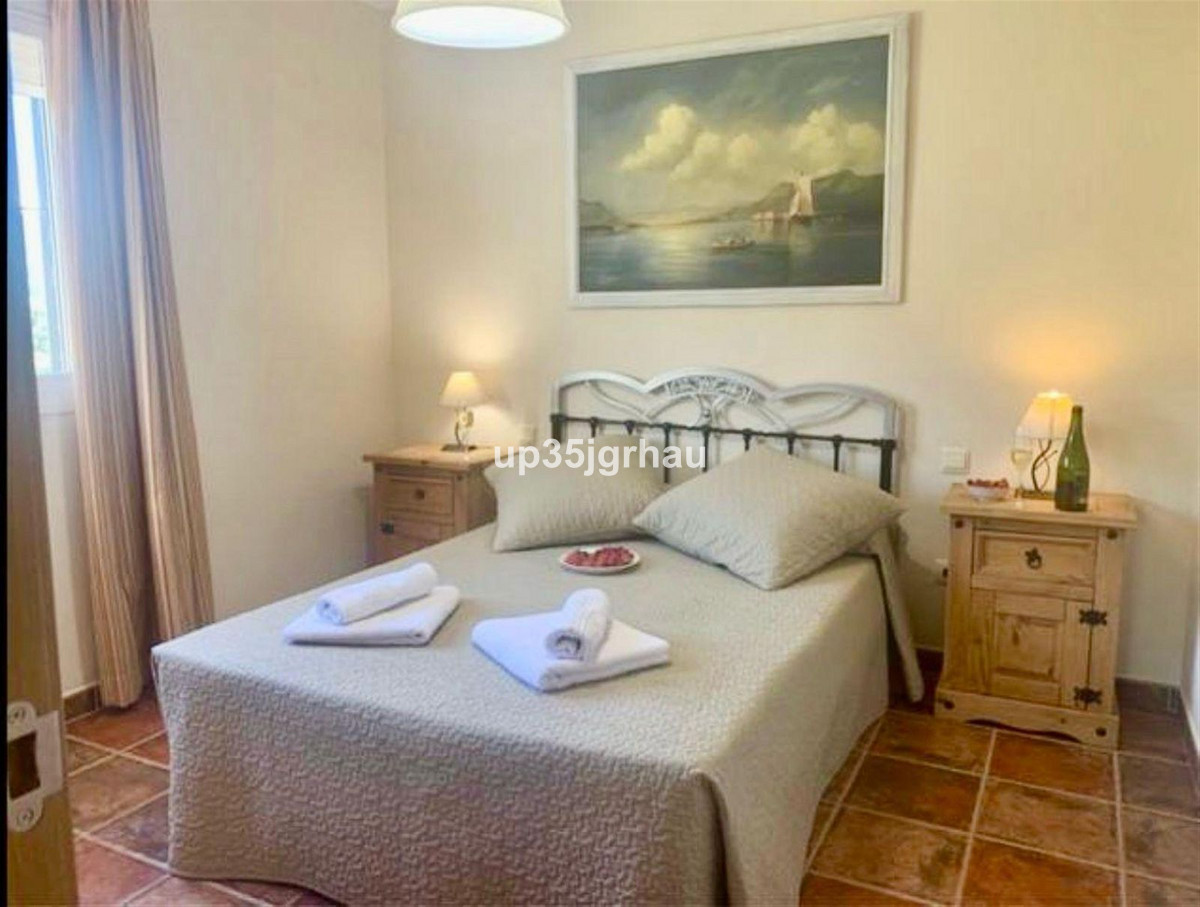 Se vende Villa - Chalet de 2 dormitorios en Costa Del Sol, Málaga, España