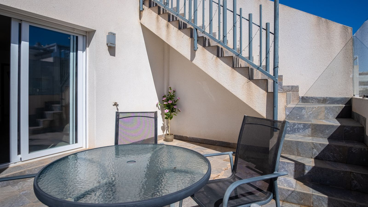 Se vende Ático de 3 dormitorios en Costa Blanca, Alicante, España