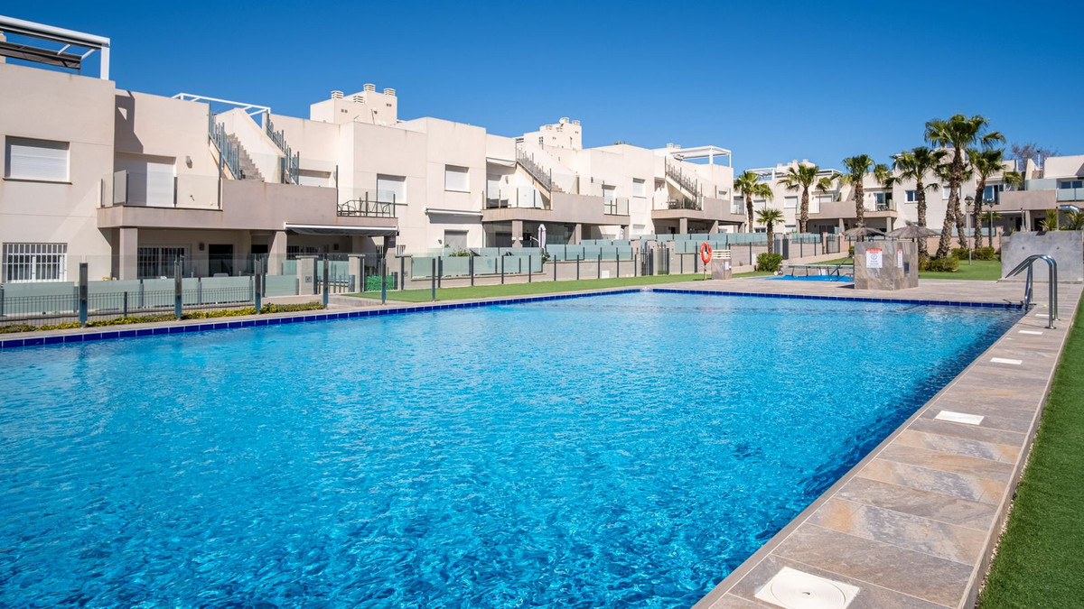 Se vende Ático de 3 dormitorios en Costa Blanca, Alicante, España