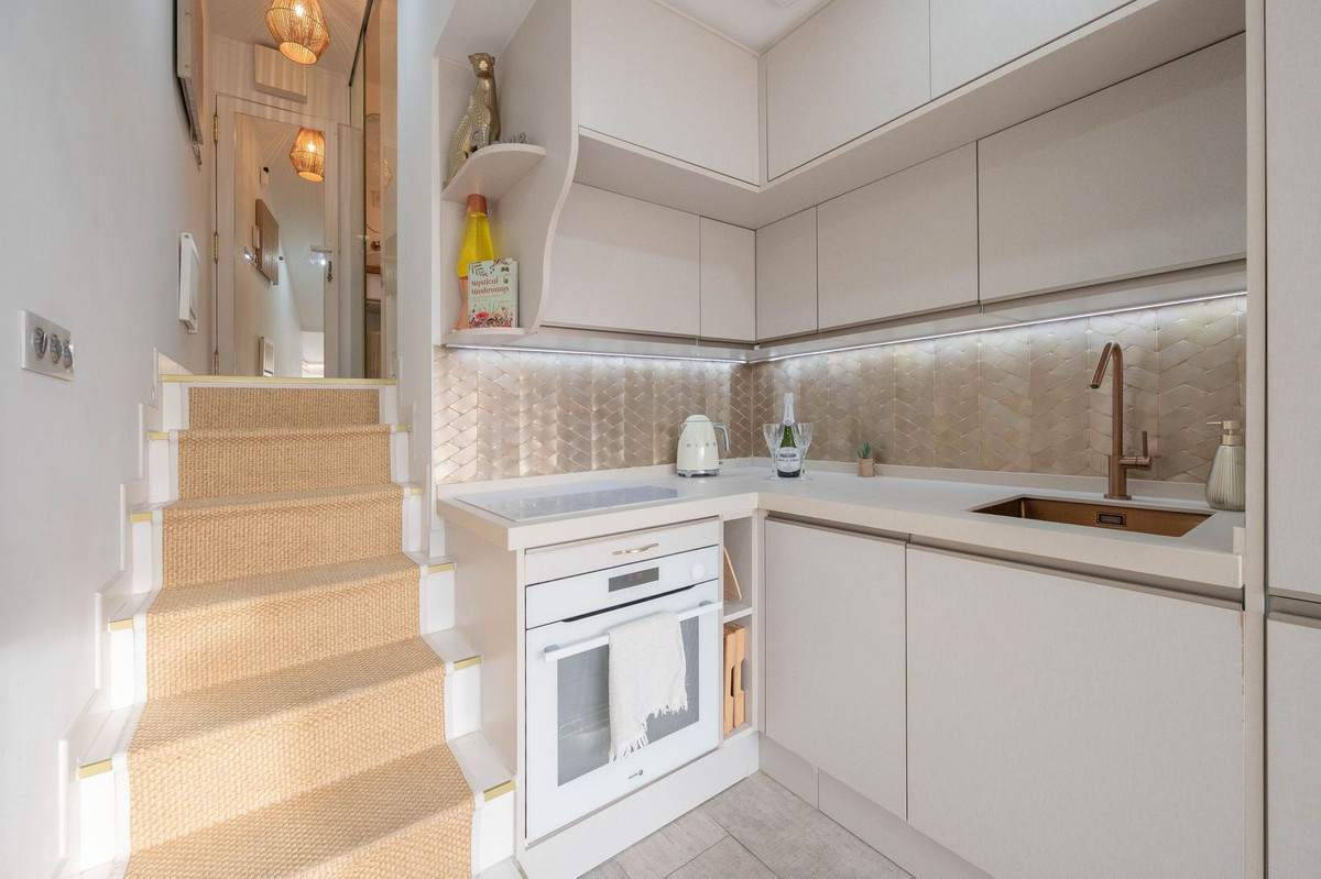 Se vende Estudio Planta Superior  en Costa Del Sol, Málaga, España