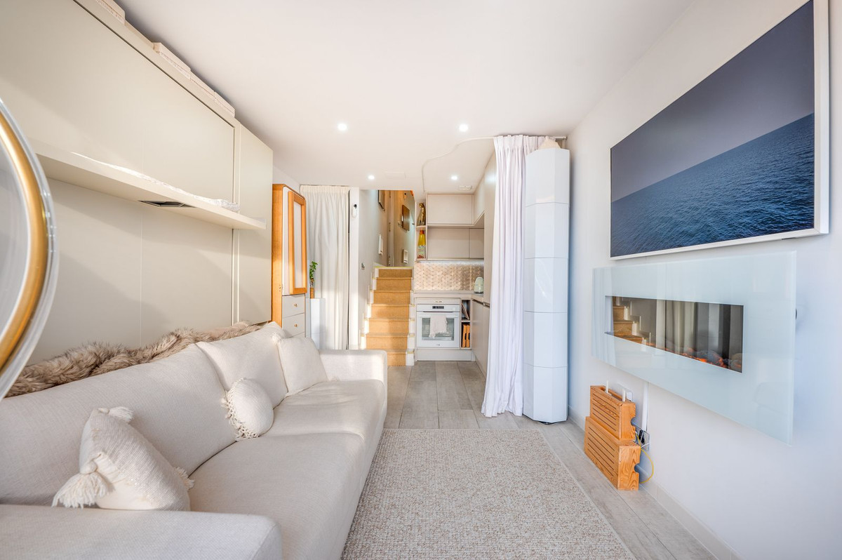 Se vende Estudio Planta Superior  en Costa Del Sol, Málaga, España