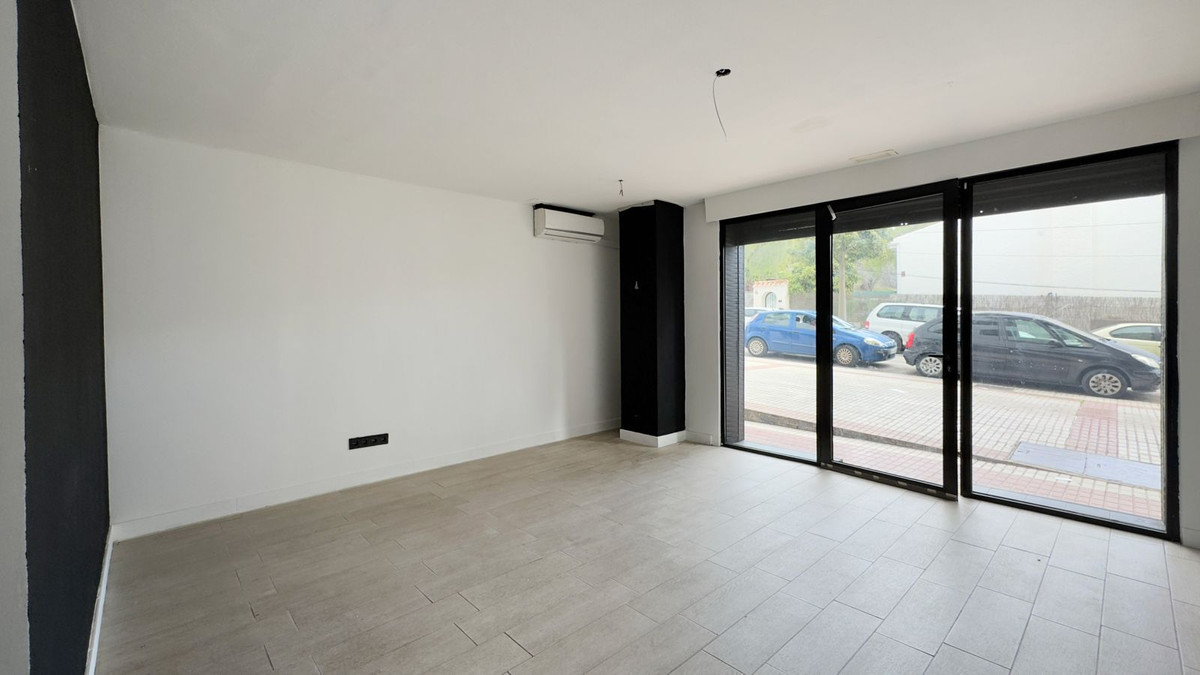 Se vende Local comercial  en Costa Del Sol, Málaga, España