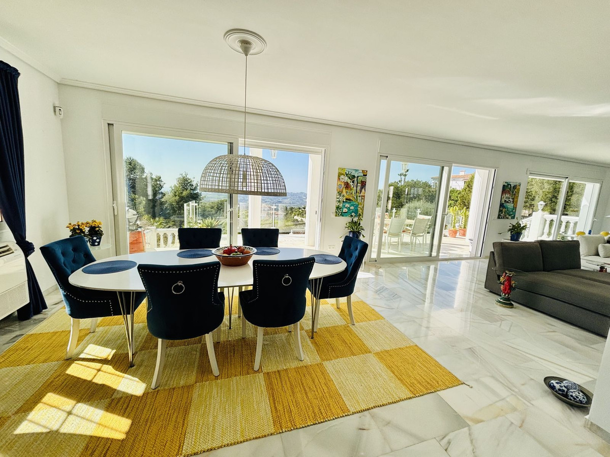 5 Bed Townhouse for sale in Valtocado Costa Del Sol, Málaga, Spain