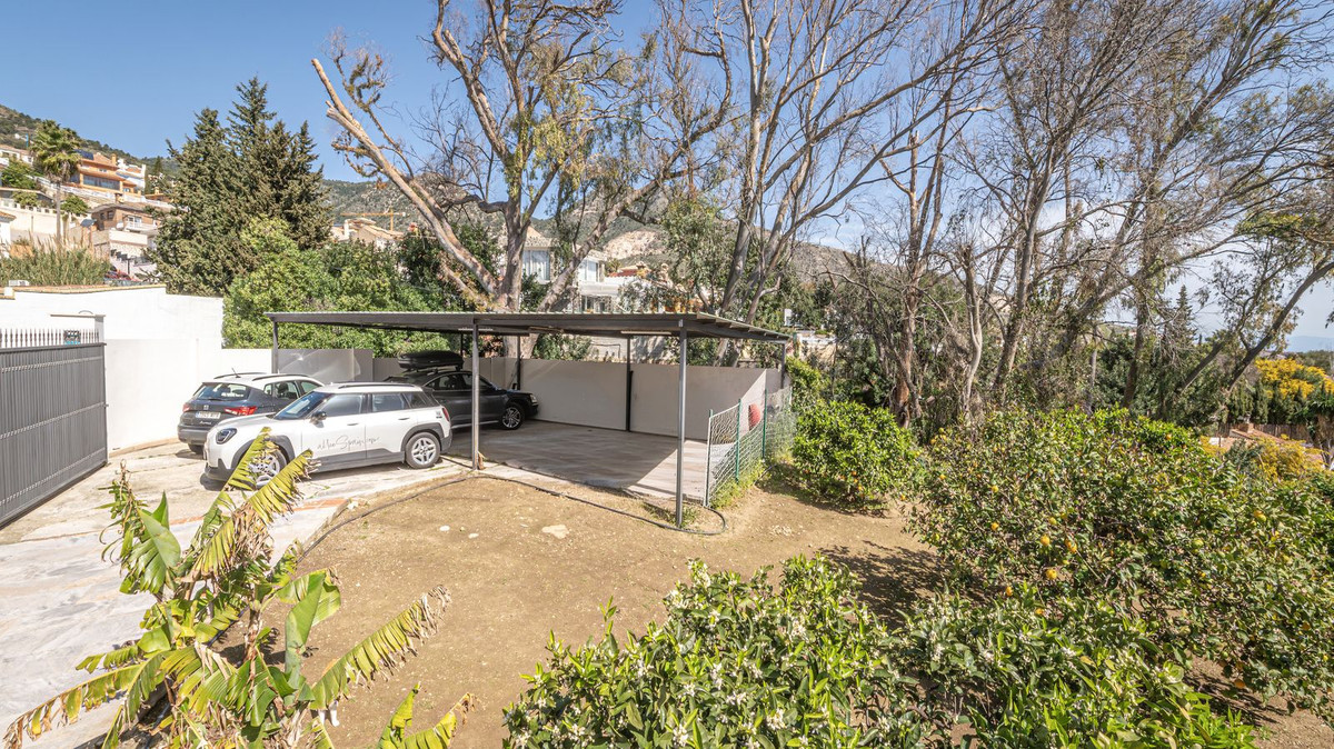 4 Bed Townhouse for sale in Benalmadena Pueblo Costa Del Sol, Málaga, Spain