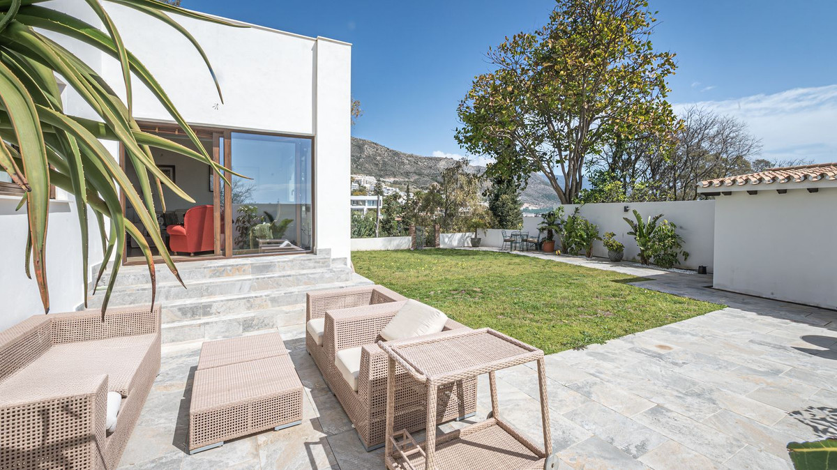 4 Bed Townhouse for sale in Benalmadena Pueblo Costa Del Sol, Málaga, Spain