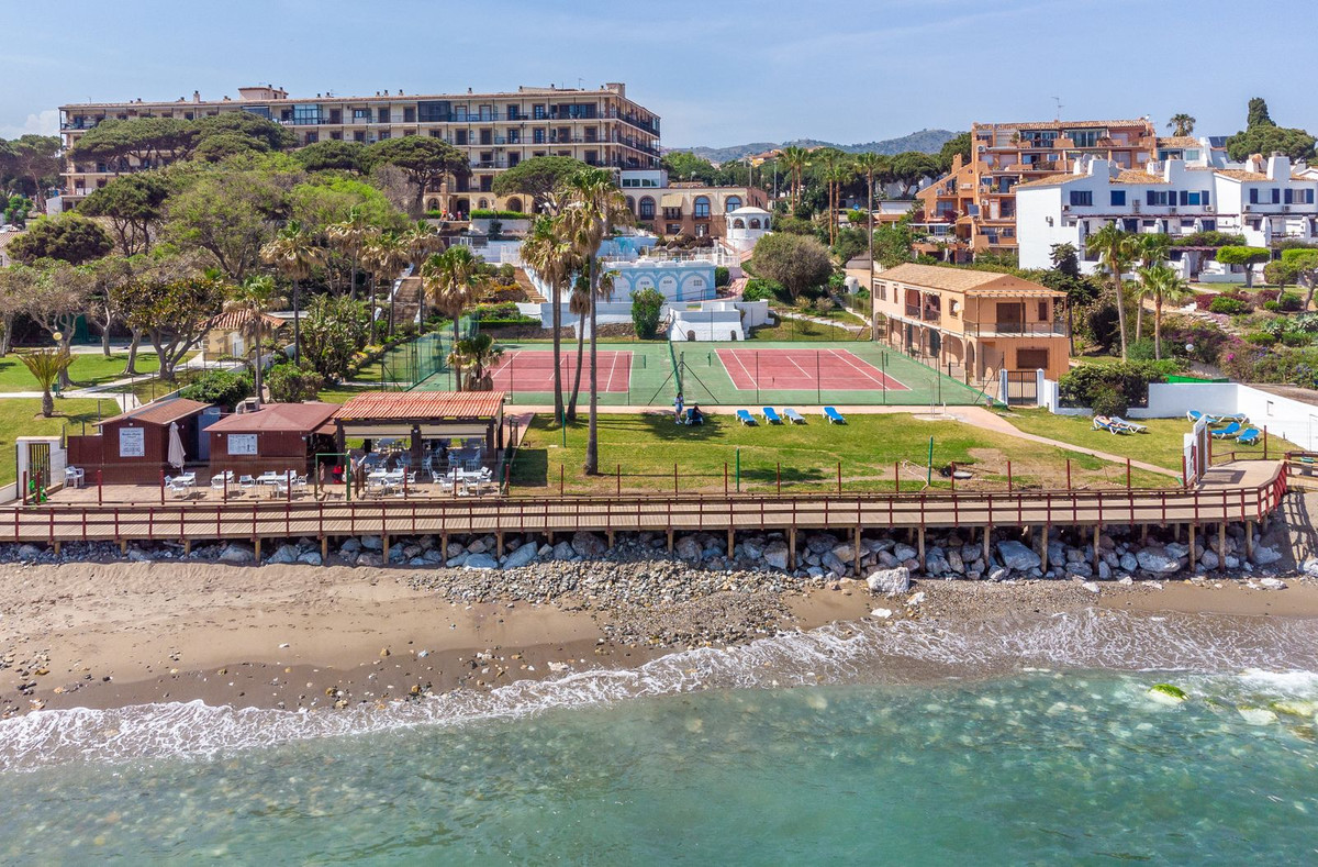 Se vende Estudio en Planta Baja  en Costa Del Sol, Málaga, España