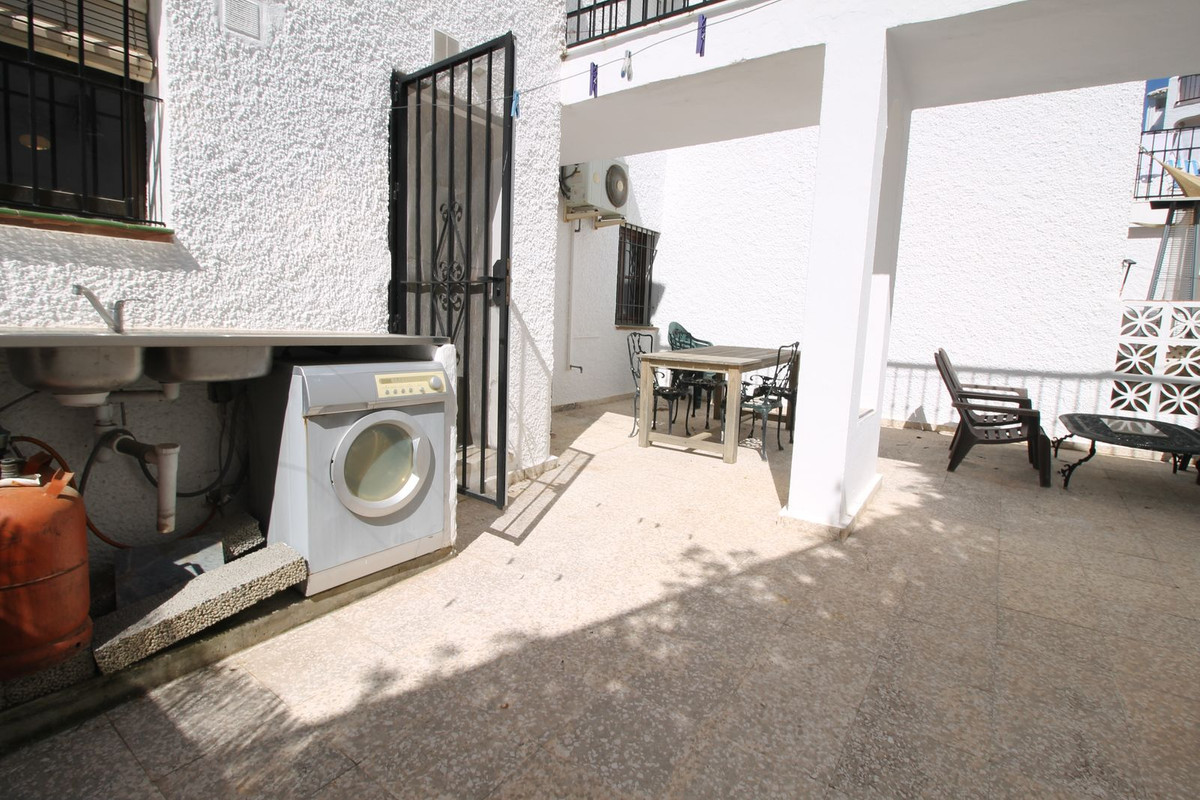 Se vende Apartamento Planta Baja de 2 dormitorios en Costa Del Sol, Málaga, España