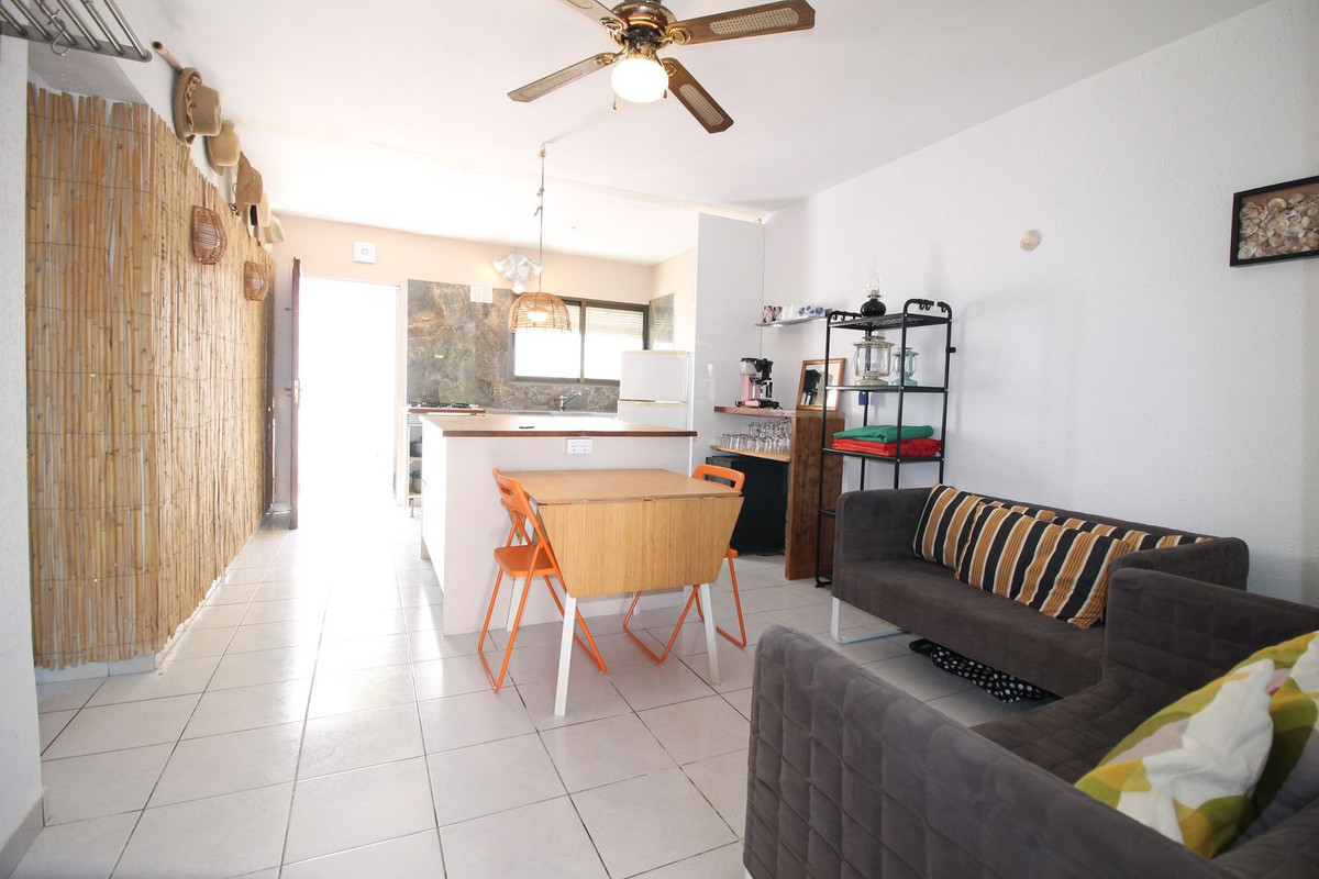 Se vende Apartamento Planta Baja de 2 dormitorios en Costa Del Sol, Málaga, España